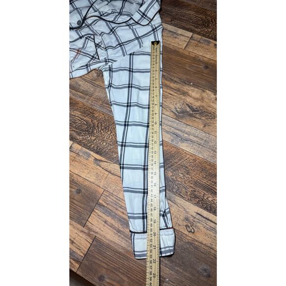 XS UGG Women’s White Black Plaid‎ Button Up Pajama Top - Picture 5 of 6